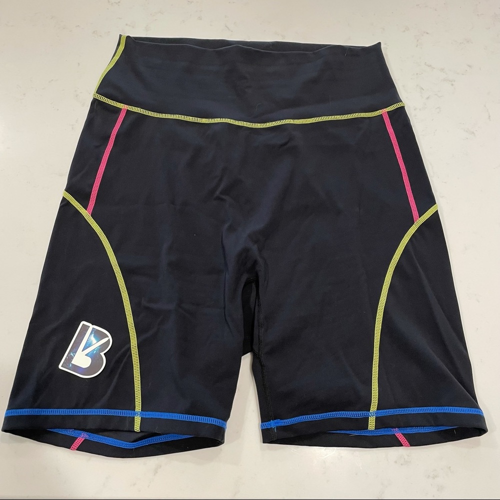 Buffbunny Wave Short Black/Multi Stitch XL